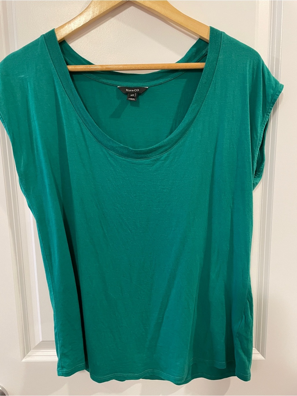 RW&CO. Emerald Green Scoop Neck Tank